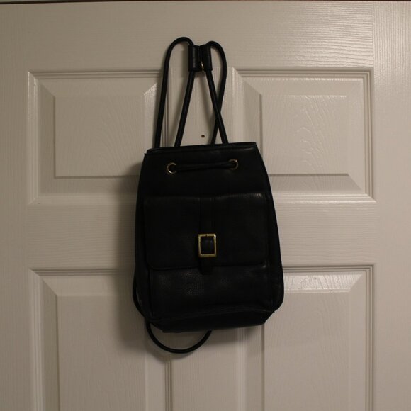 Purse  -010 - Picture 1 of 2